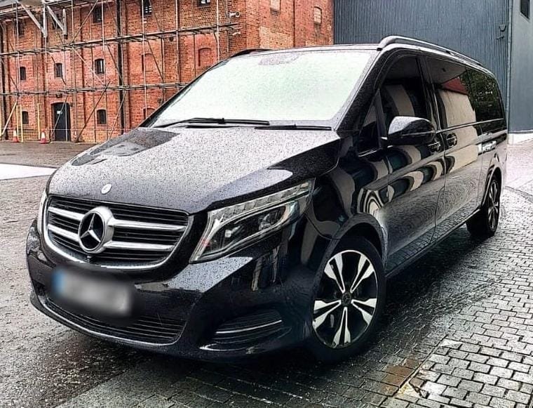 9 Seater Minibus Hire London